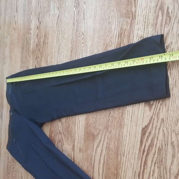 (4) Jones New York Signature Stretch Skinny Pant with Faux Leather Details - Picture 10 of 10